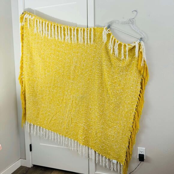 Shabby Chic Farmhouse Fringe Yellow+White Throw Blanket 42X56 - Picture 4 of 7